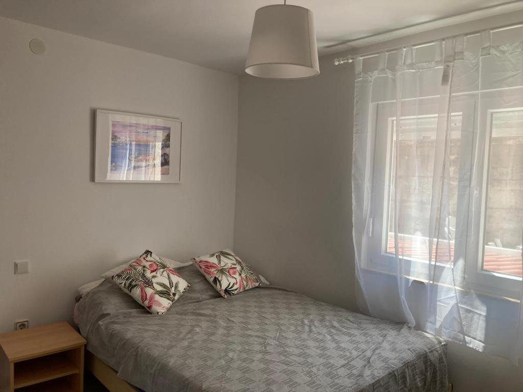 Apartmani Fijan Đảo Pag Ngoại thất bức ảnh